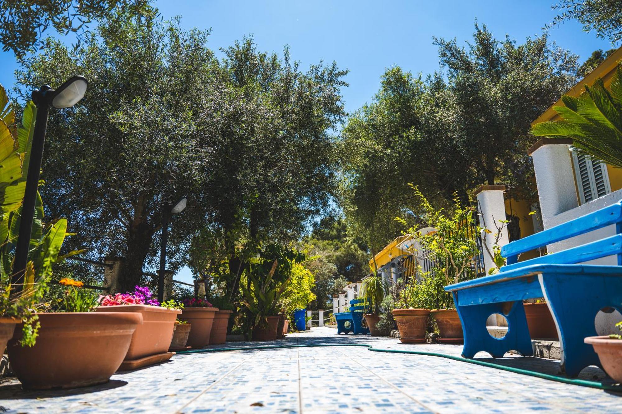 Hotel Paola Carloforte  Extérieur photo